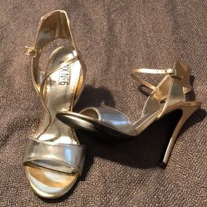 Silver and gold pumps.